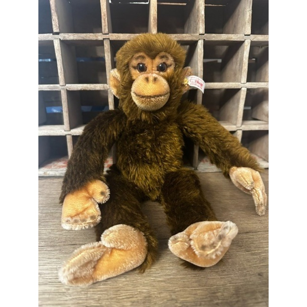 Steiff Smithsonian Jocko Chimpanzee #110 out of 1,500 RARE highly sought-after